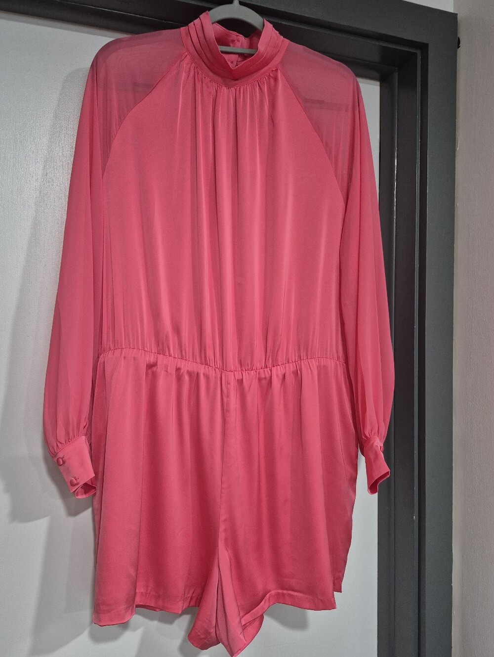 NWT NY&CO Sheer Sleeve Silky Short Romper